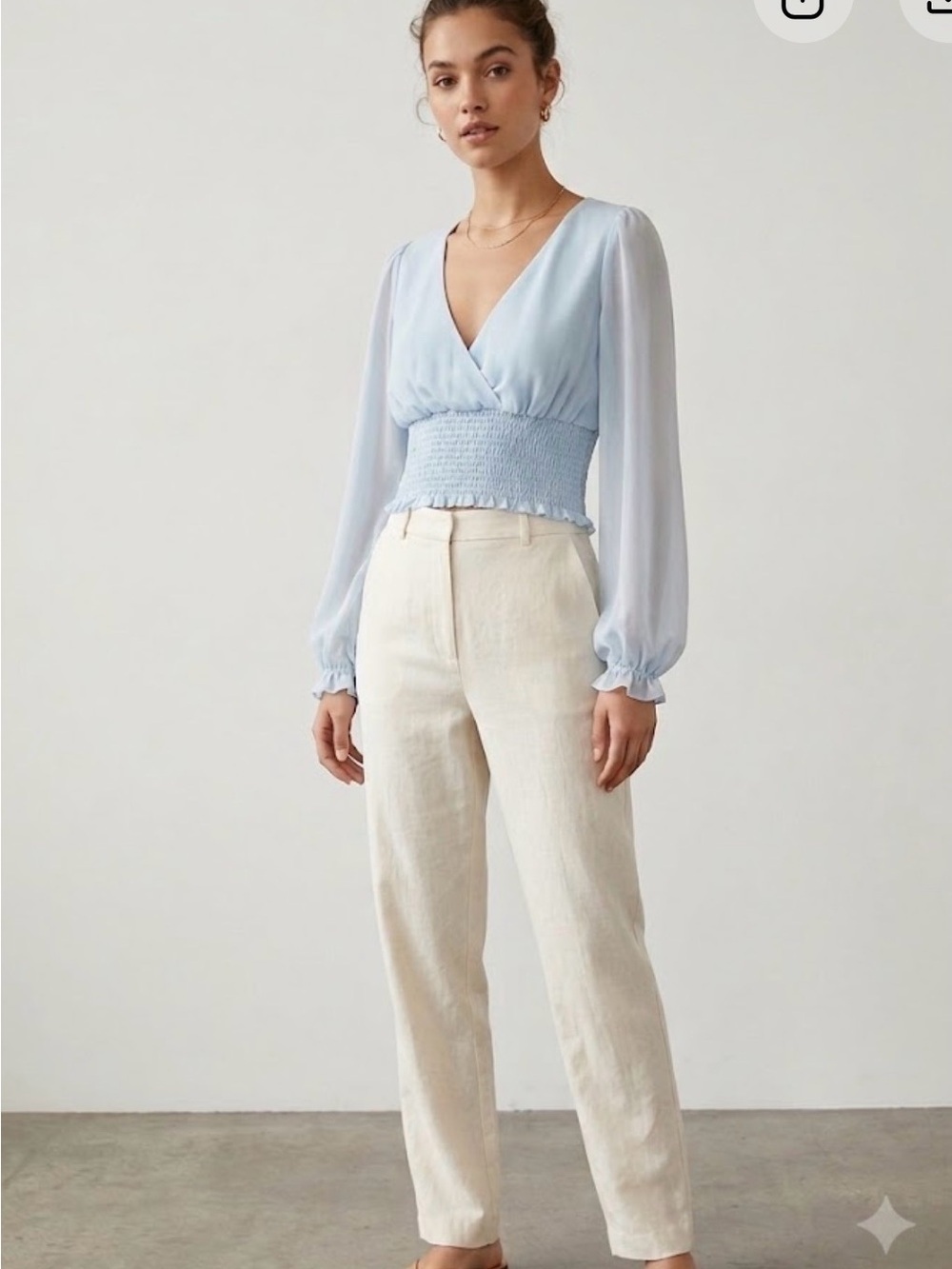 Aritzia Wilfred Wistful Blouse Light Blue Cropped Smocked Size M